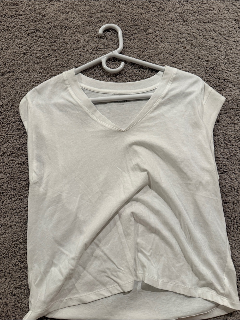 Old Navy Women's White V-Neck Crop Top